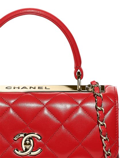 petit sac chanel rouge|Chanel boutique.